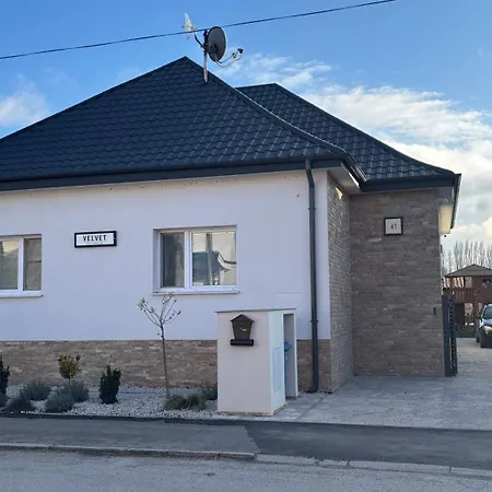 Velvet 아파트 Dunajská Streda