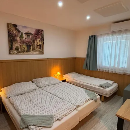 Velvet Apartment *