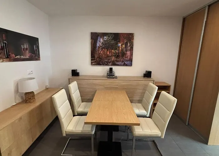 Velvet * Dunajská Streda